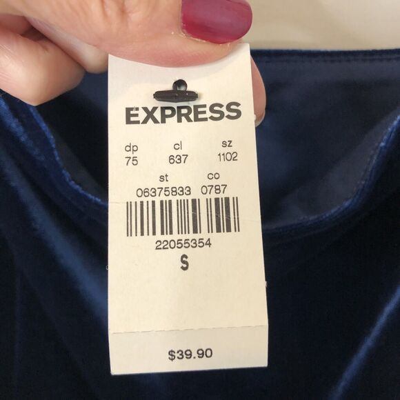 Express NWT Women's Blue Crushed Velvet Peplum Cami Tank Size Small - Picture 4 of 8